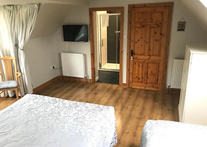 Grove Nocleg ze śniadaniem 3*